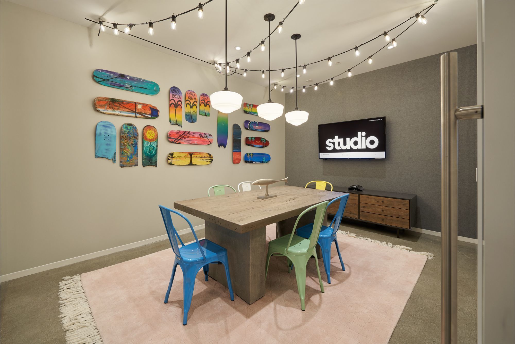 Studio at Beverly Hills, Los Angeles Upsuite