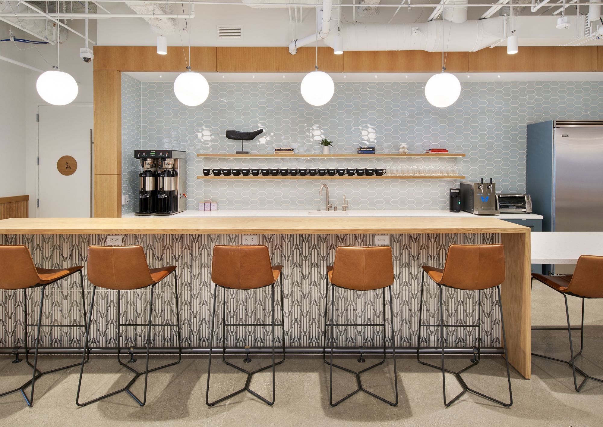 Studio at Beverly Hills, Los Angeles Upsuite