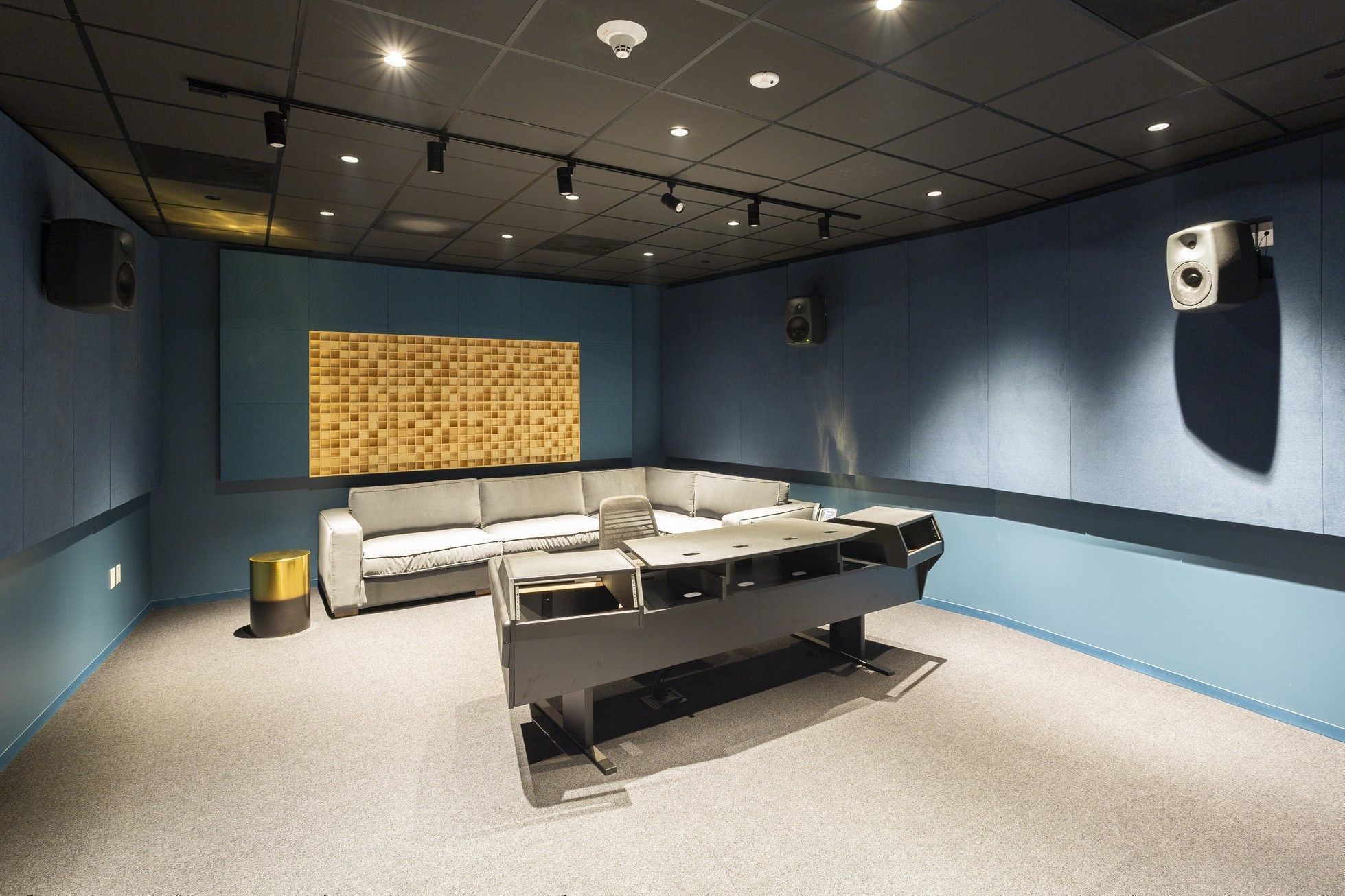 Studio at Beverly Hills, Los Angeles Upsuite