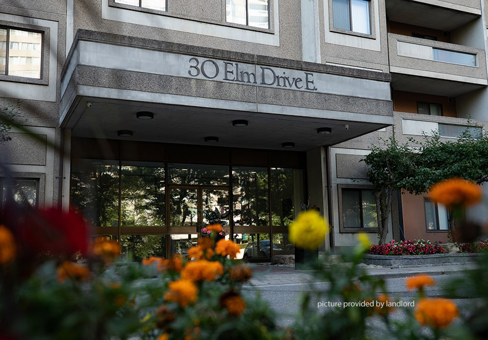 For rent 30 Elm Dr E Mississauga, 2 bdrm Viewit 117481