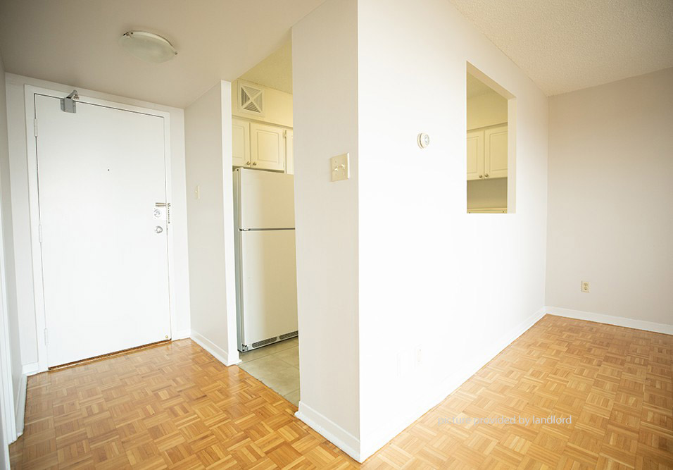 For rent 30 Elm Dr E Mississauga, 1 bdrm Viewit 117482