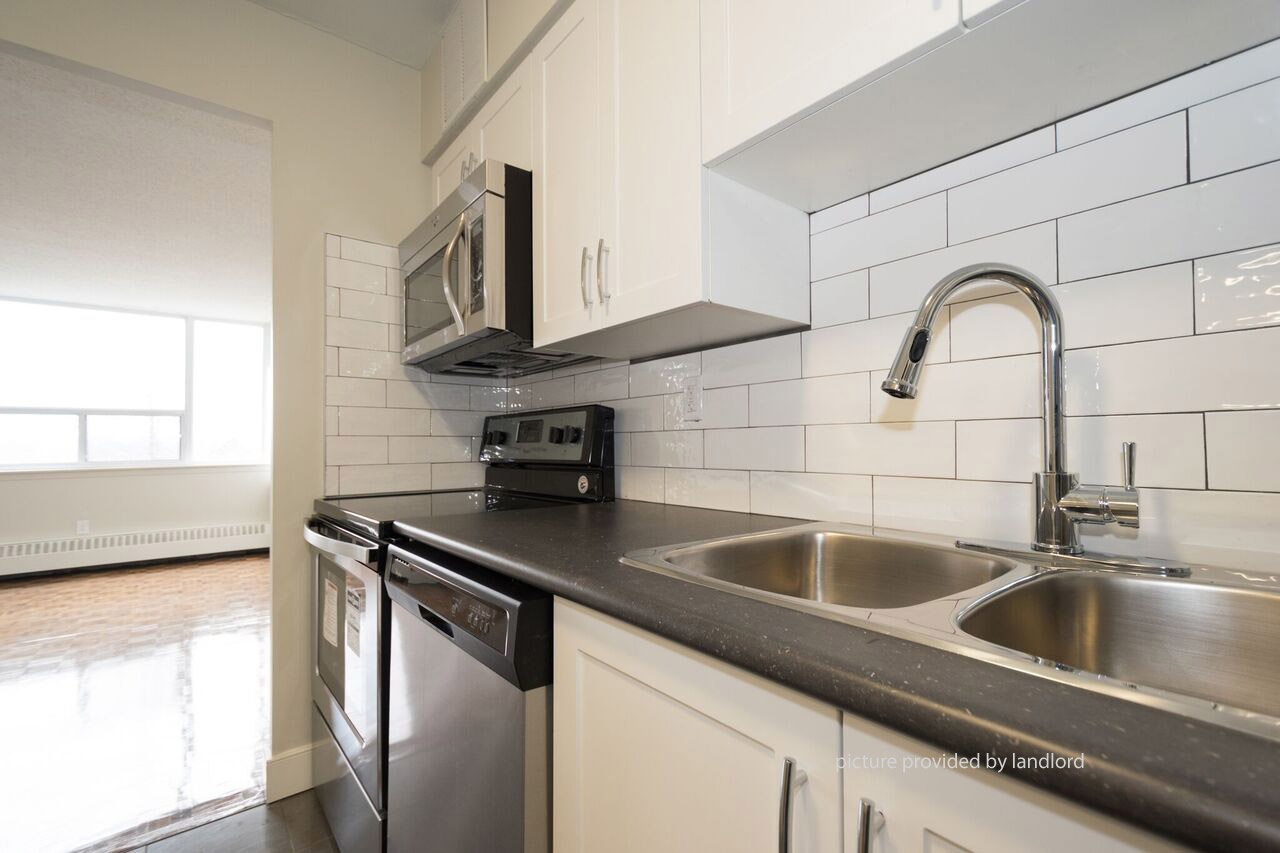 For rent 147 Wellington St W Aurora, 3+ bdrm Viewit 132527