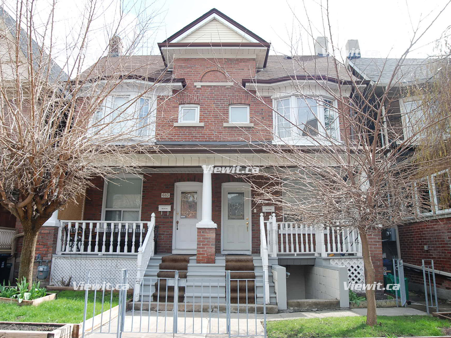 For rent 681 Pape Ave Toronto, 1 bdrm Viewit 140465
