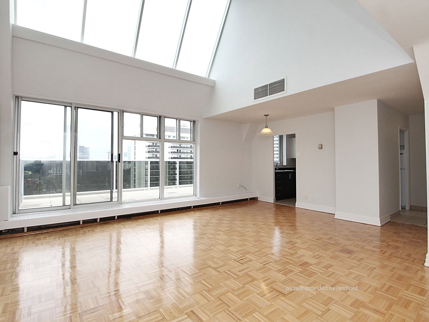 45 Balliol St, TORONTO, ON 3+ Bedroom Apartments for Rent in TORONTO