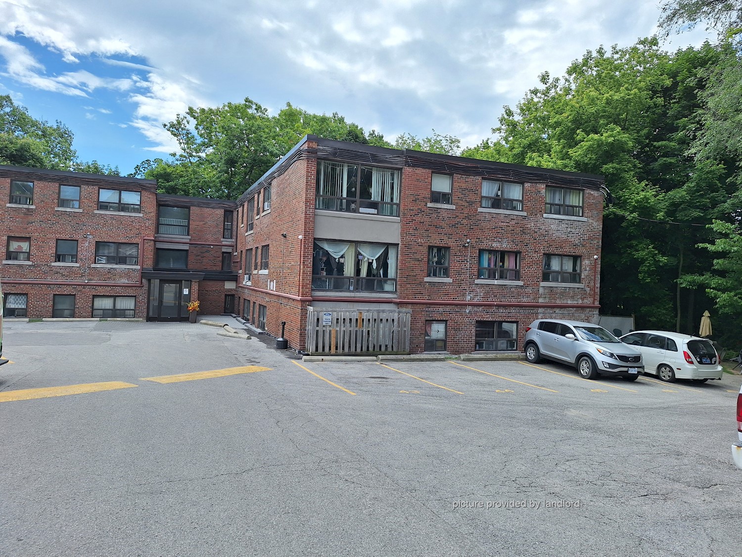 For rent 127 Glenwood Crescent East York, 2 bdrm Viewit 14504