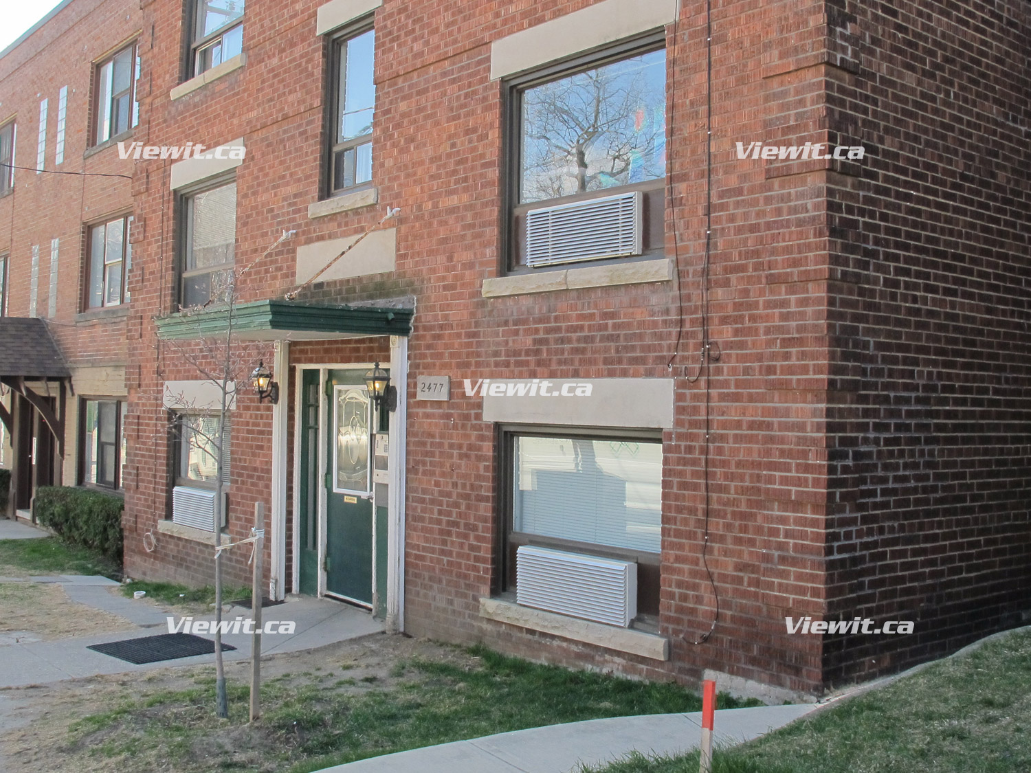 For rent 2477 Queen St E Toronto, 1 bdrm Viewit 145503