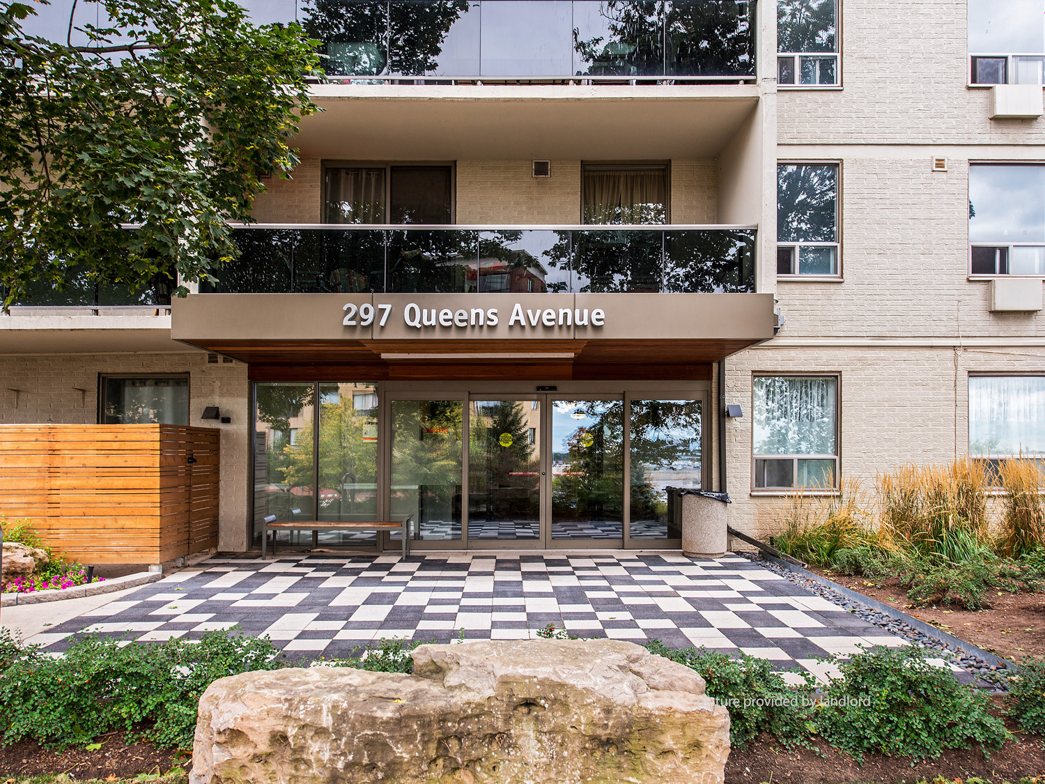 297 Queens Ave, OAKVILLE, ON 1 Bedroom for rent OAKVILLE Apartments