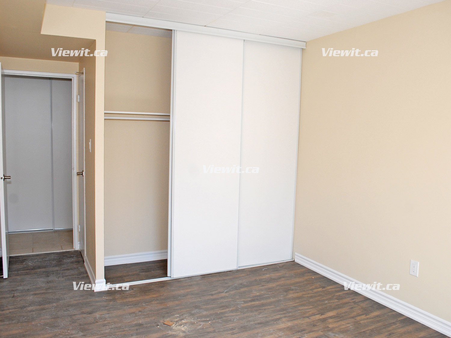 For rent 2520 Barton St E Hamilton, 1 bdrm Viewit 174864