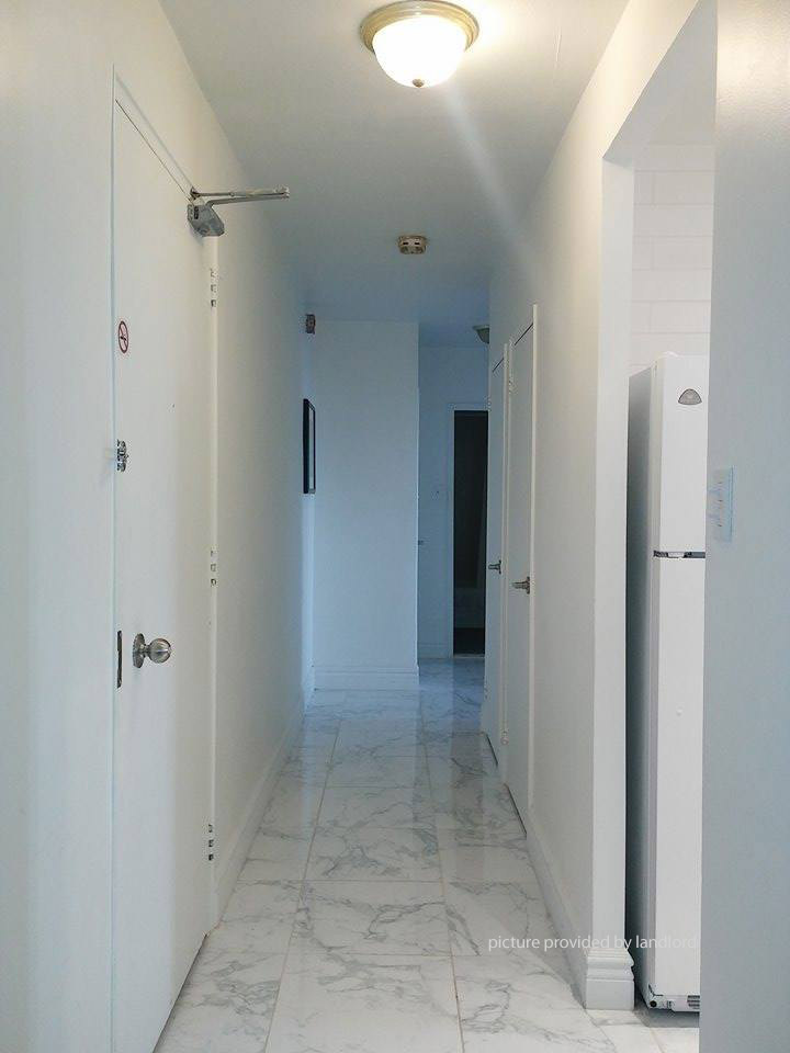 For rent 30 Port St E Mississauga, 2 bdrm Viewit 177271