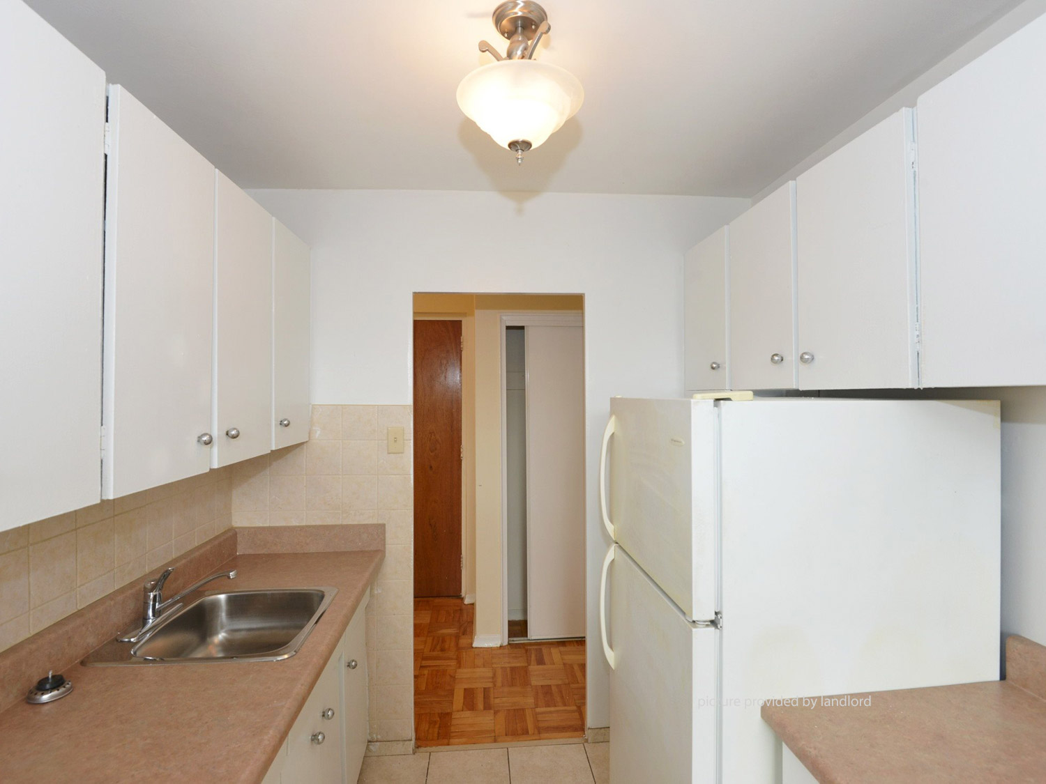 For rent 2 Swift Drive Toronto, 2 bdrm Viewit 2146