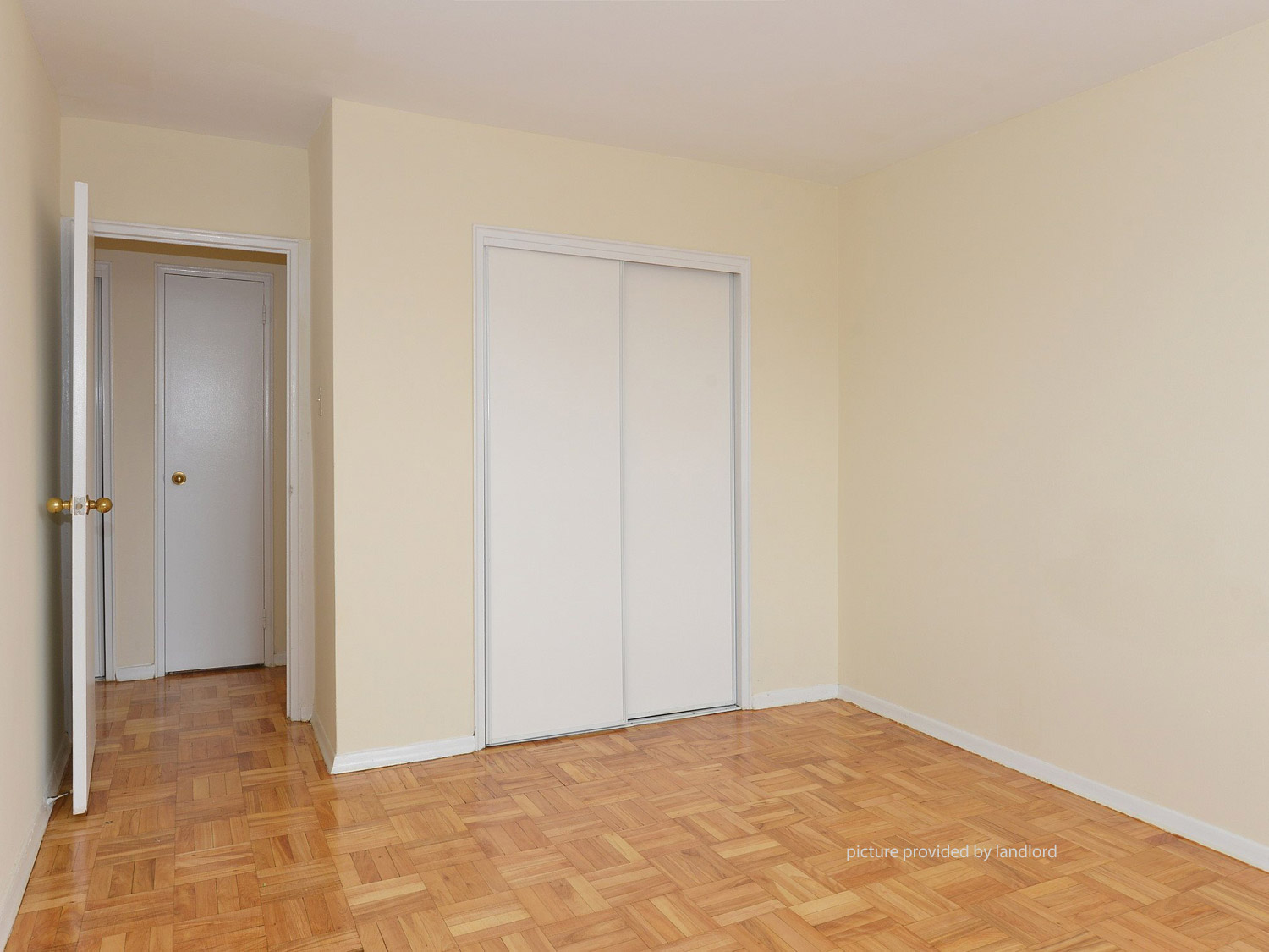 For rent 2 Swift Drive Toronto, 2 bdrm Viewit 2146