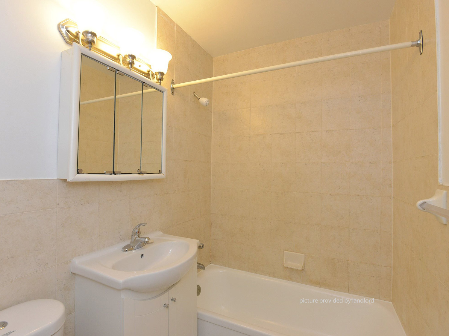 For rent 2 Swift Drive Toronto, 2 bdrm Viewit 2146