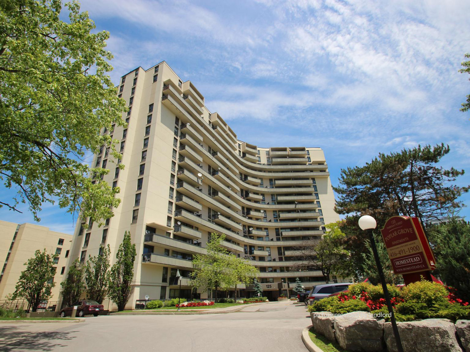 For rent 125 Parkway Forest Dr North York, 3+ bdrm Viewit 2227