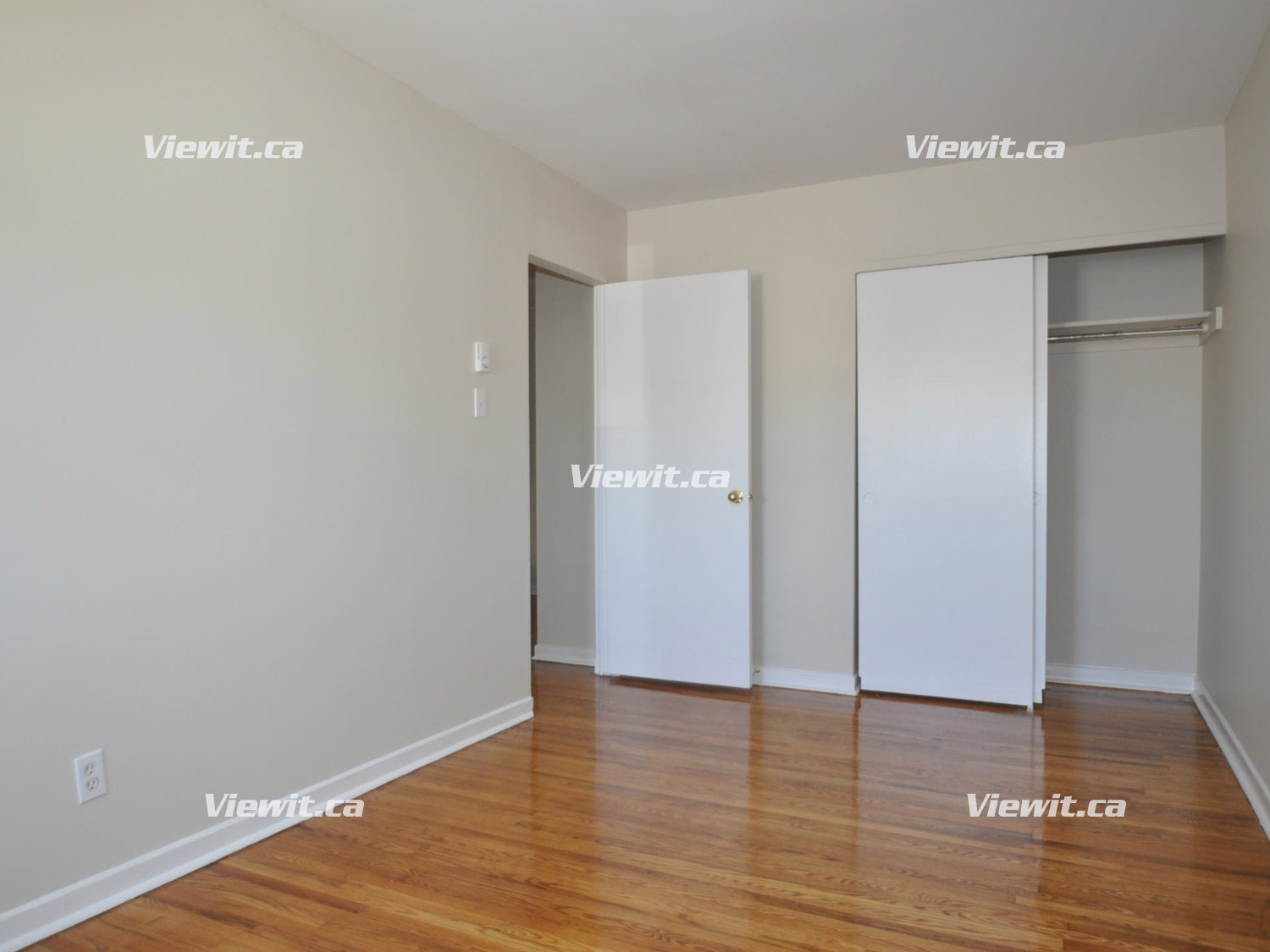 BLOORDIXIE, MISSISSAUGA, ON 3+ Bedroom for rent MISSISSAUGA