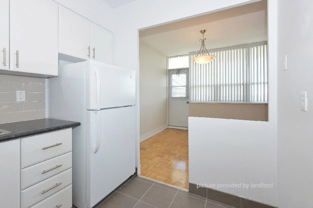 For rent 1154 Wilson Ave North York, Bach Viewit 232855