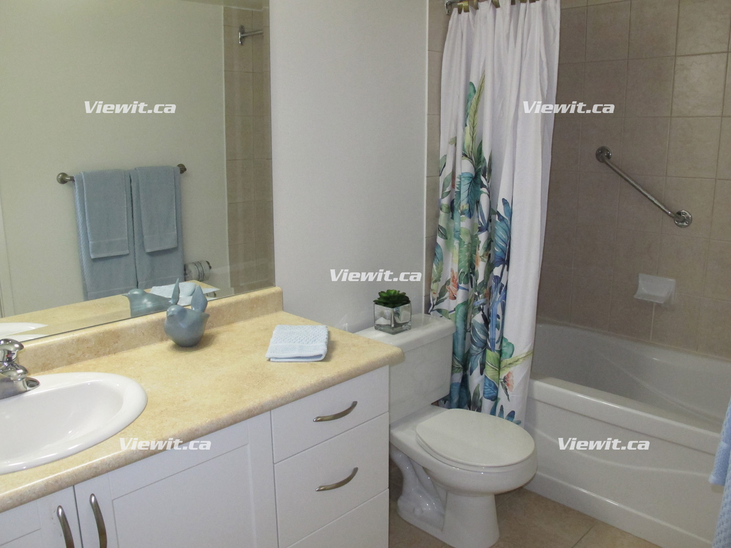 For rent BayviewCummer North York, 1 bdrm Viewit 232889