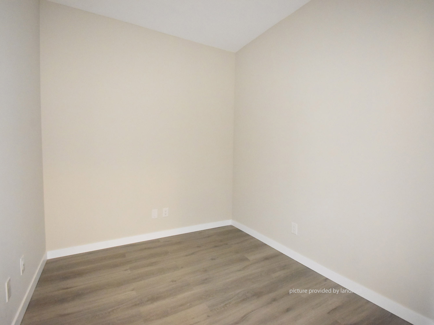 For rent 1920 Weston Rd York, 2 bdrm Viewit 233124