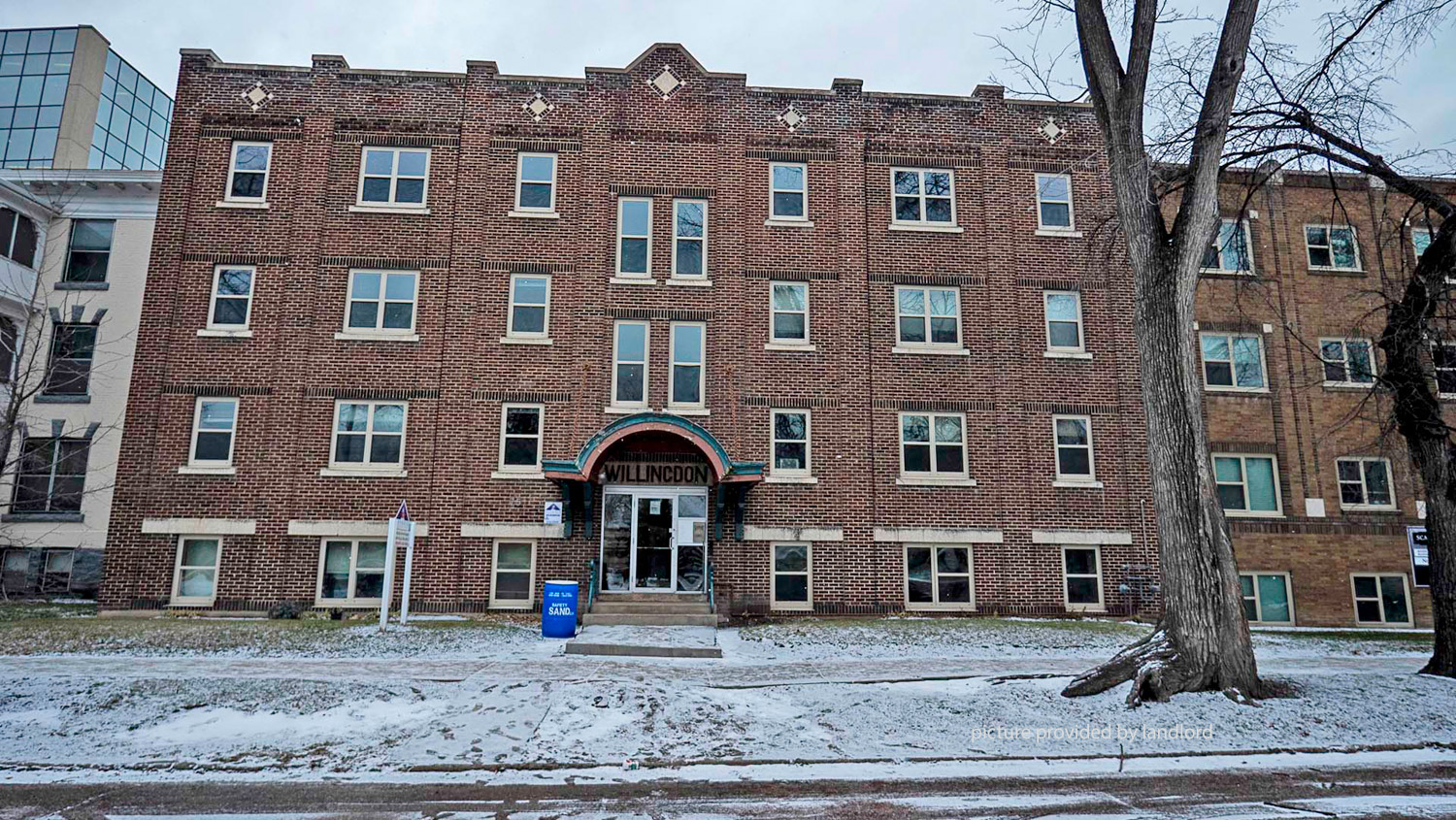 For rent 75 Kennedy St Winnipeg, Bach Viewit 233397