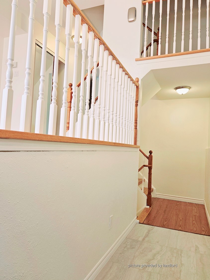 For rent MavisEglinton Mississauga, 3+ bdrm Viewit 235421