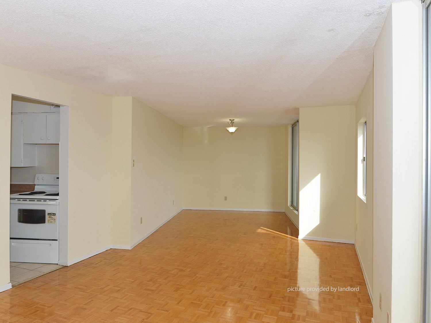 1580 Sandhurst Cir, Scarborough, ON 2 Bedroom for rent Scarborough