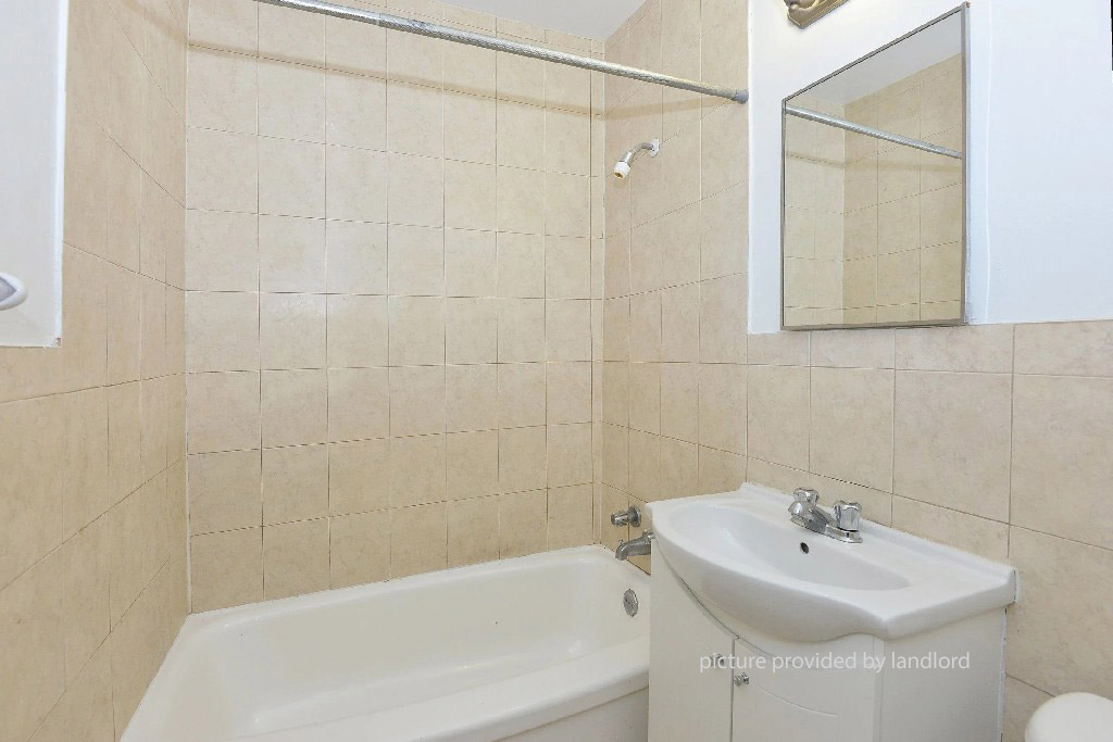 For rent 2 Treewood Street Scarborough, 1 bdrm Viewit 26934