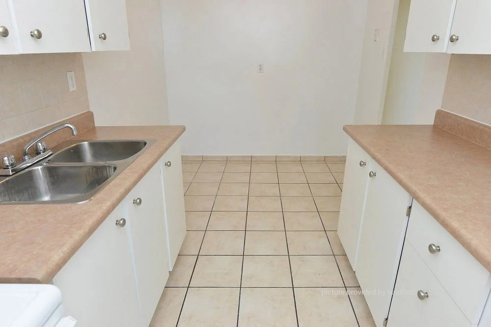 For rent 110 Inverlochy Blvd Markham, 2 bdrm Viewit 2857