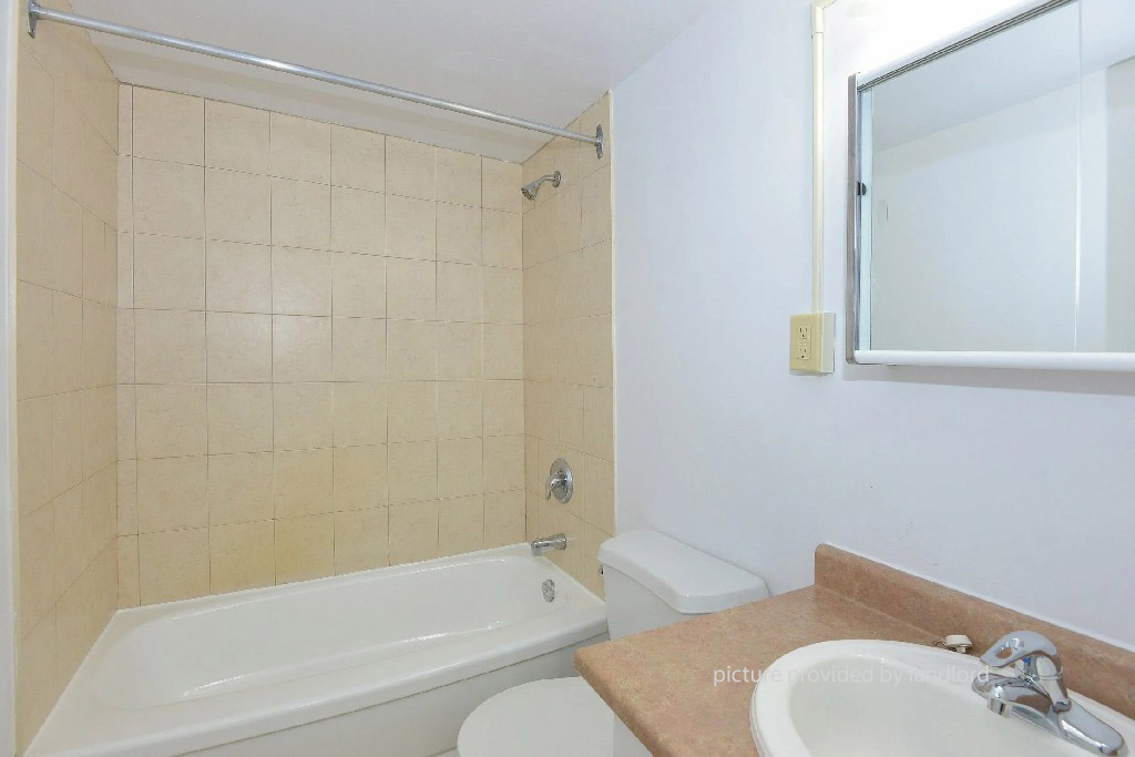 For rent 111 Inverlochy North York, 3+ bdrm Viewit 2907