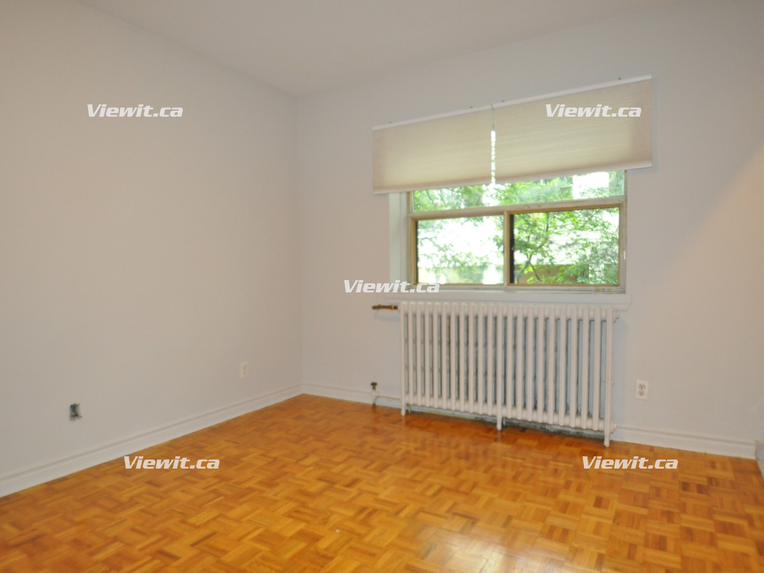 For rent 33 Maitland St. Toronto, Bach Viewit 30799
