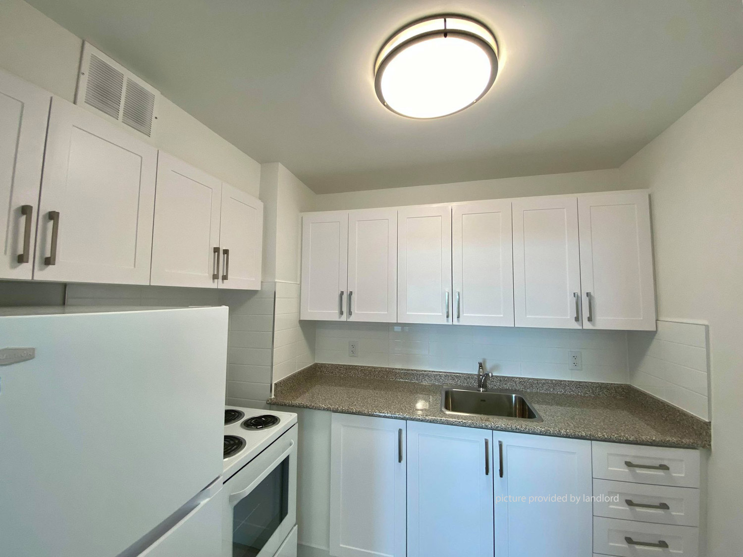 For rent 5070 Cambridge Ave Toronto, 1 bdrm Viewit 4787