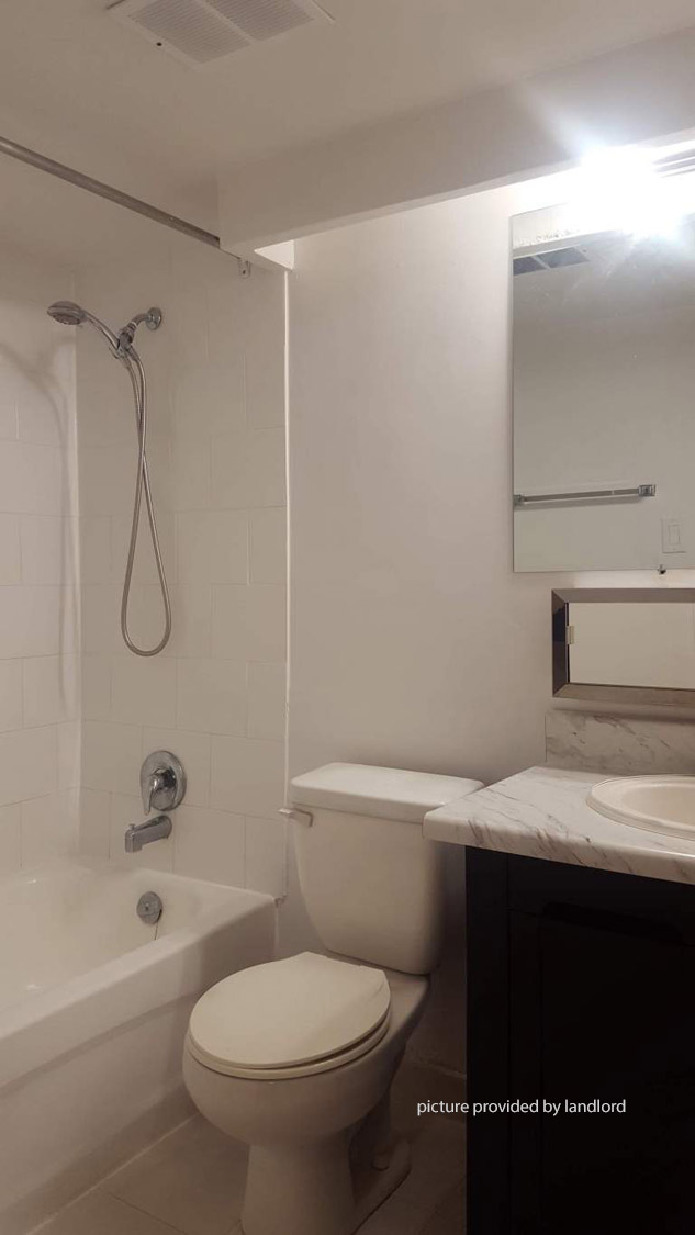 12 Goldfinch Crt, NORTH YORK , ON 3+ Bedroom for rent NORTH YORK Apartments