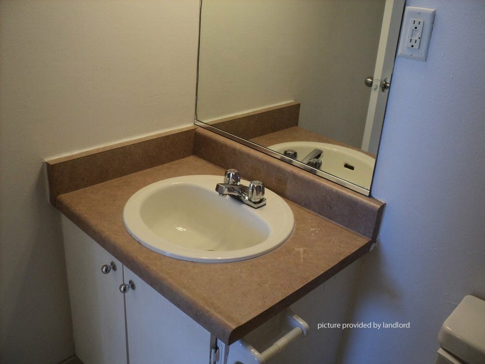 For rent 55 Emmett Avenue Toronto, 2 bdrm Viewit 6599