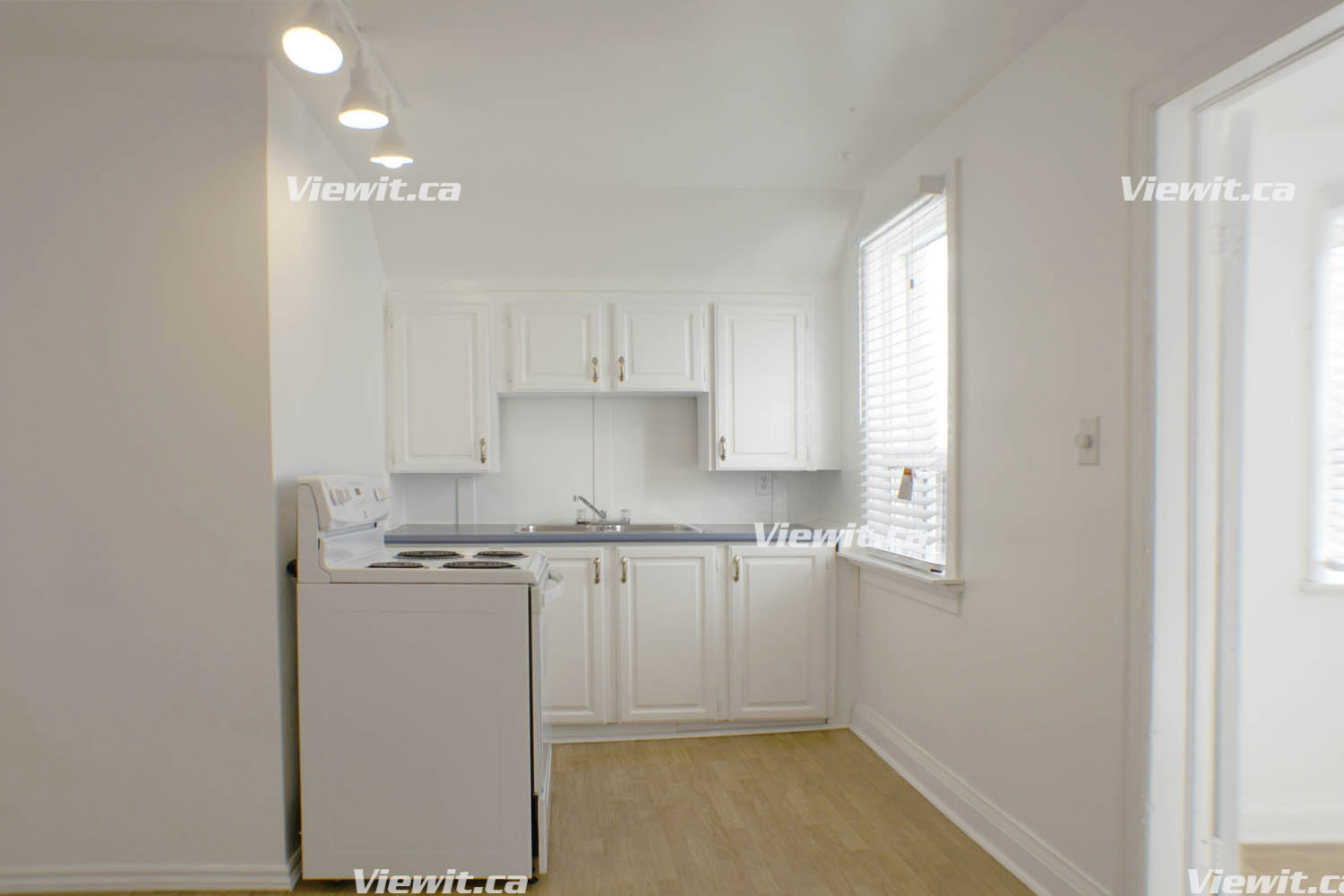 DIXIELAKESHORE, MISSISSAUGA, ON 1 Bedroom for rent MISSISSAUGA