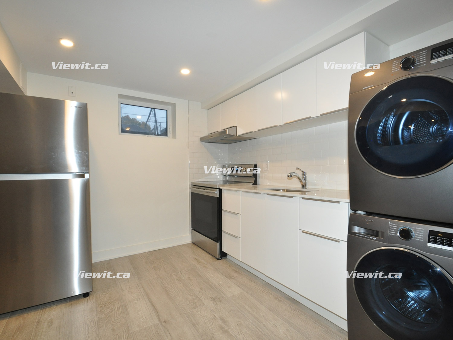 For rent IslingtonThe Queensw Etobicoke, 1 bdrm Viewit 76559