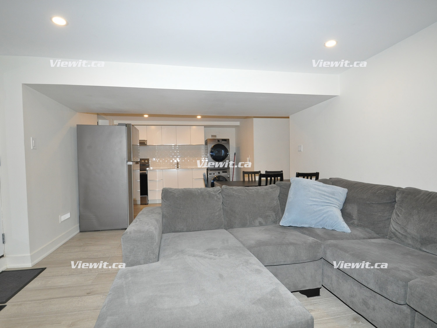 For rent IslingtonThe Queensw Etobicoke, 1 bdrm Viewit 76559