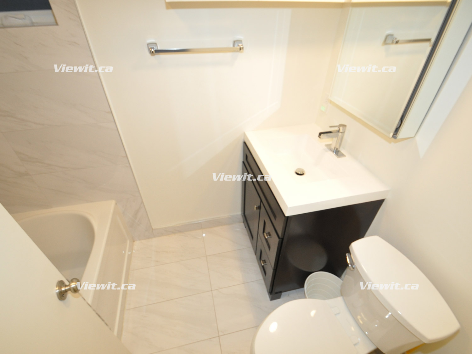 For rent IslingtonThe Queensw Etobicoke, 1 bdrm Viewit 76559