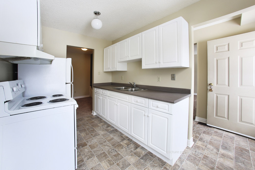 299 Scottsdale Drive, GUELPH , ON 3+ Bedroom for rent GUELPH Apartments