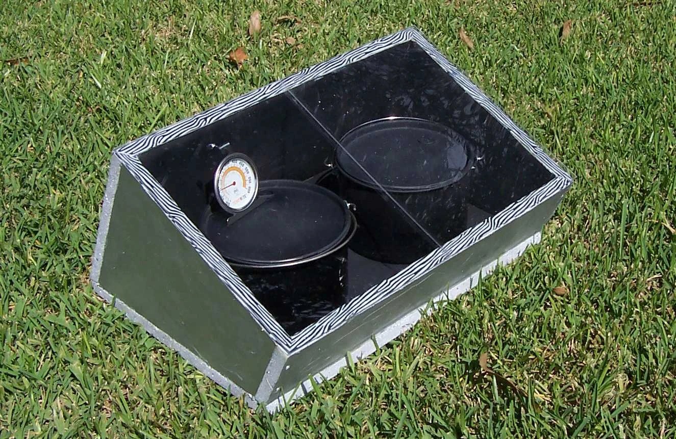 Image Compacta Easy Solar Stove One.jpg Solar Cooking
