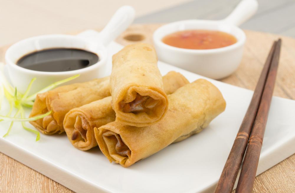What Is a Vietnamese Egg Roll? (with pictures)