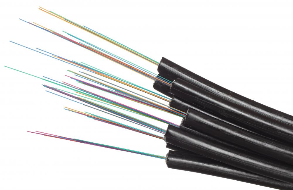 What are FiberOptics? (with pictures)