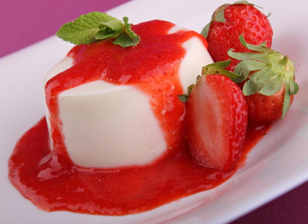 What Are the Different Types of Strawberry Desserts?