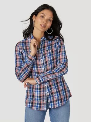 Women's Slim Fit Plaid ButtonDown Shirt Womens Shirts by Wrangler®