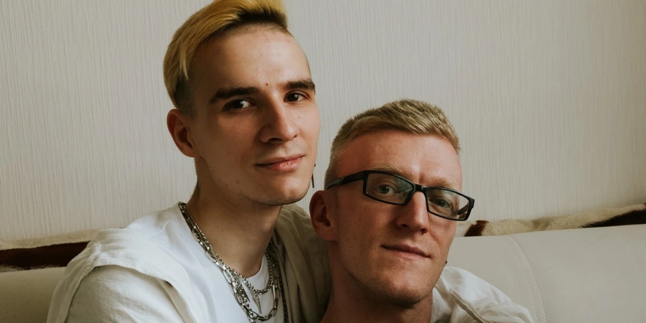 Attacks on Gay Rights Push Russia’s LGBTQ Community Into the Shadows WSJ