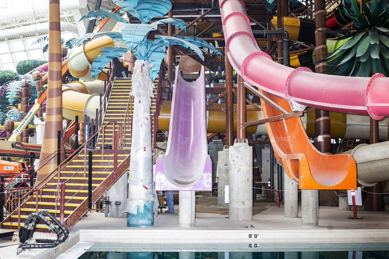 コレクション west edmonton water park covid 556555West edmonton water park