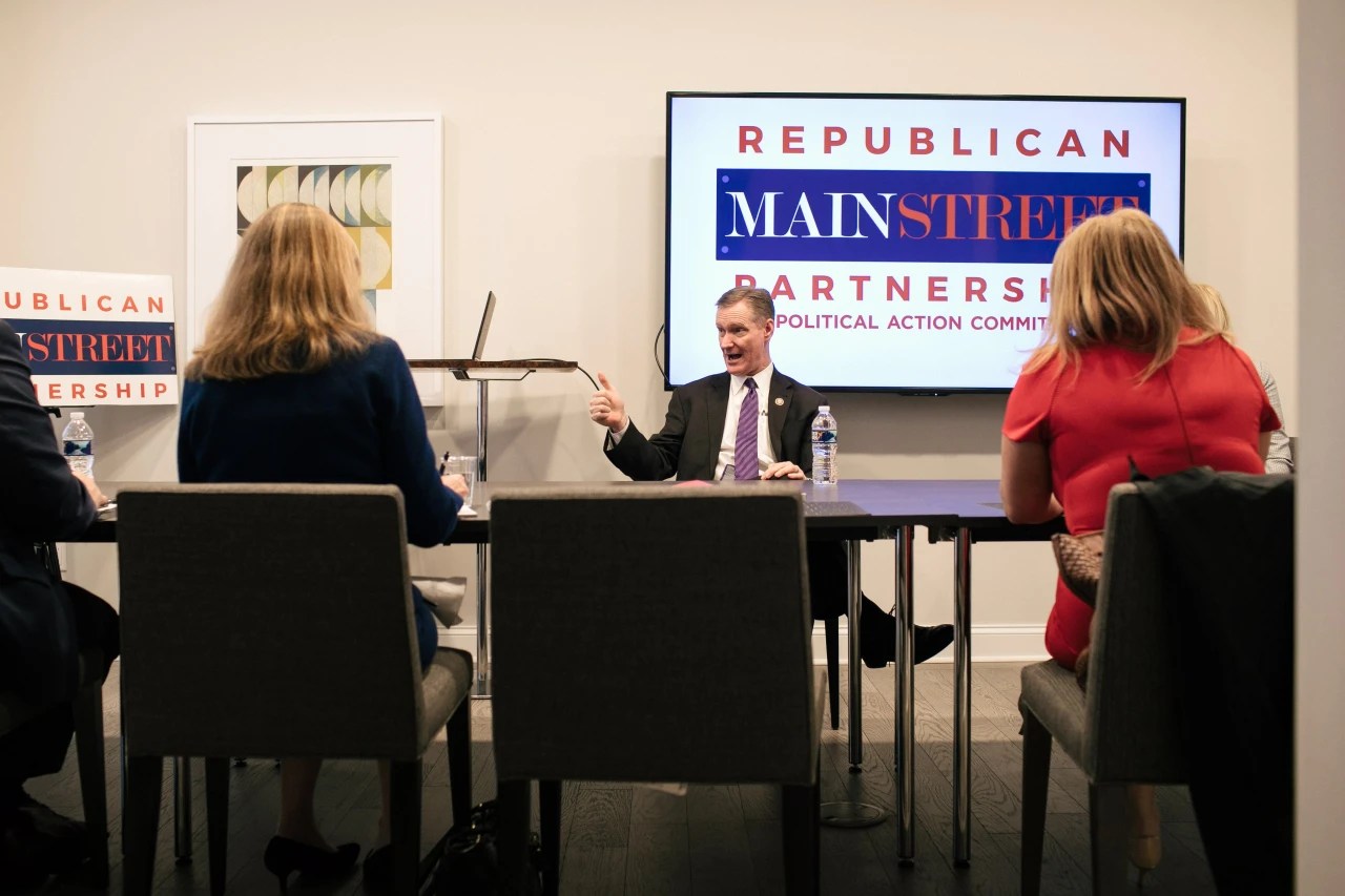 Can Republicans Win in the Suburbs? There’s a Class for