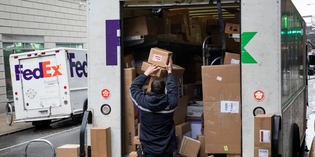 Can I pick up a FedEx ground shipment that I missed this. reddit