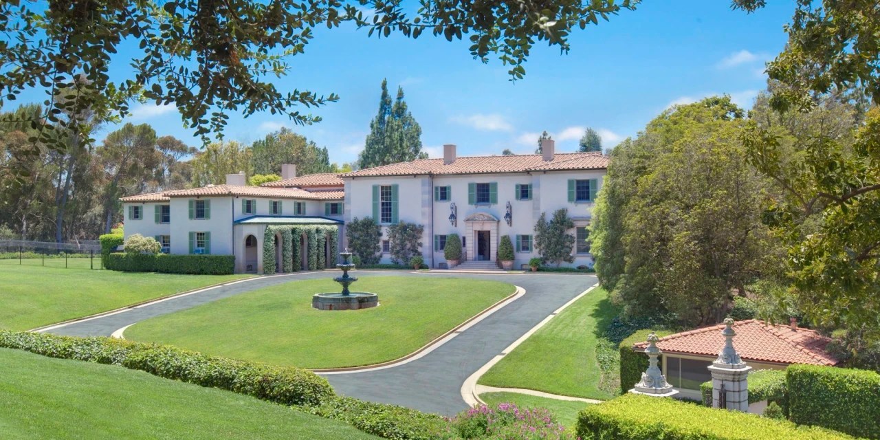 Woodbridge Group to Start Paying Investors By End of 2018 WSJ