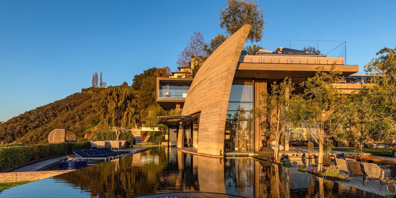 For Rent in Los Angeles A 350,000aMonth Mansion to Ride Out the