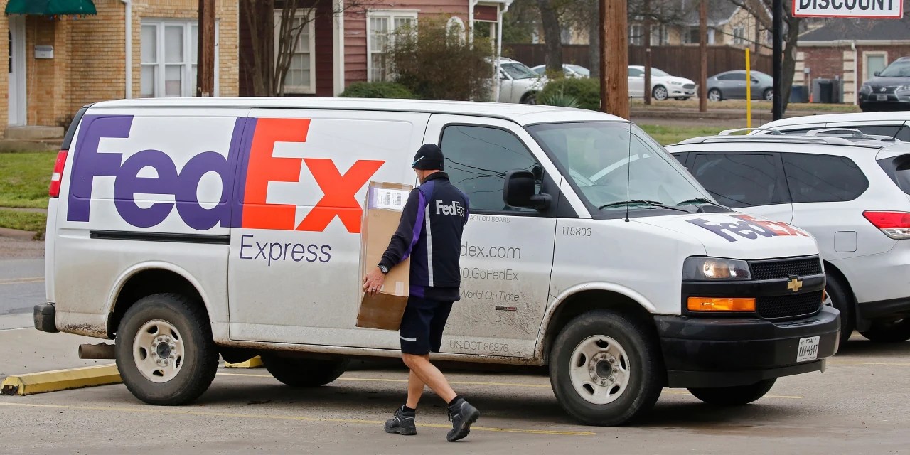 FedEx Delivers Through the Crisis WSJ