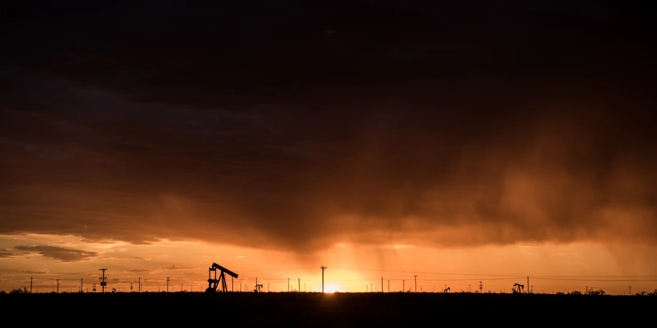 This Is What It Looks Like When a Texas Oil Boom Busts WSJ