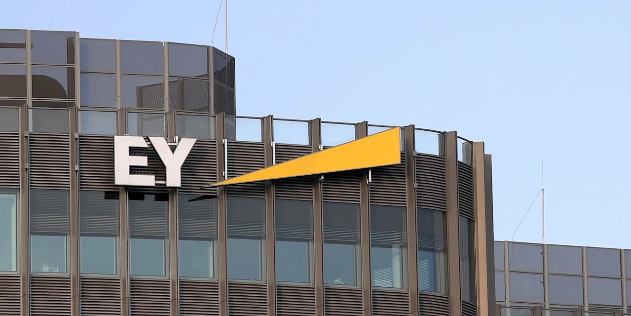 Ernst & Young Loses Two German Clients Amid Wirecard Scandal WSJ